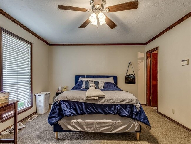 Building Photo - 813 Lapwing Rd