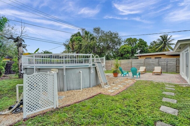 Building Photo - 1605 NW 7th Terrace