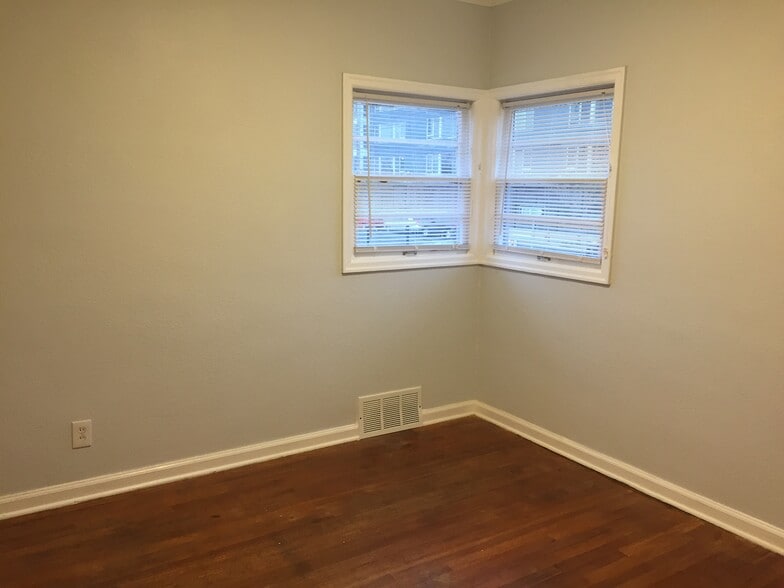 Building Photo - 1504 North Jarrett Street