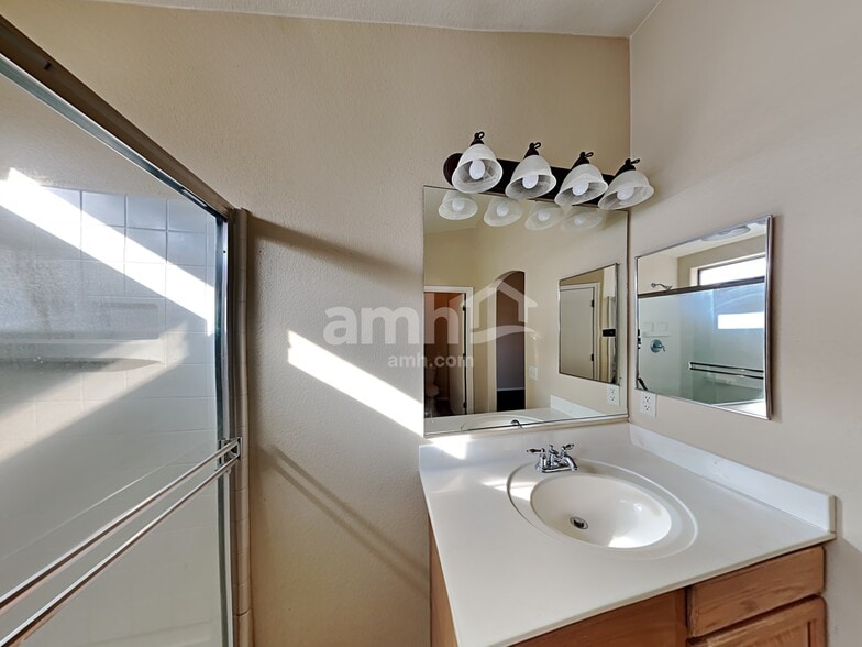 Building Photo - 7808 S Baja Stone Ave