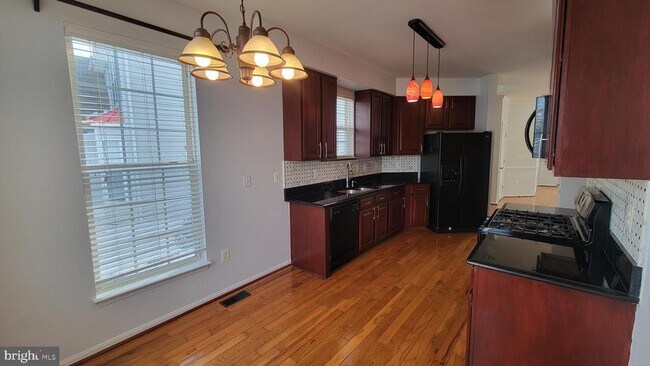 Building Photo - 12132 Tango Ln