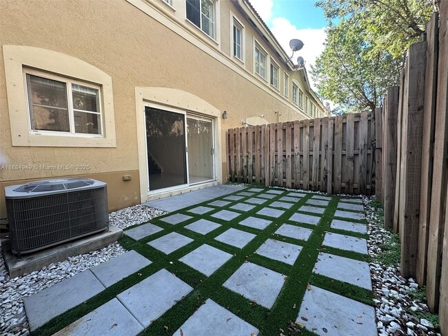 Building Photo - 8244 NW 107th Path