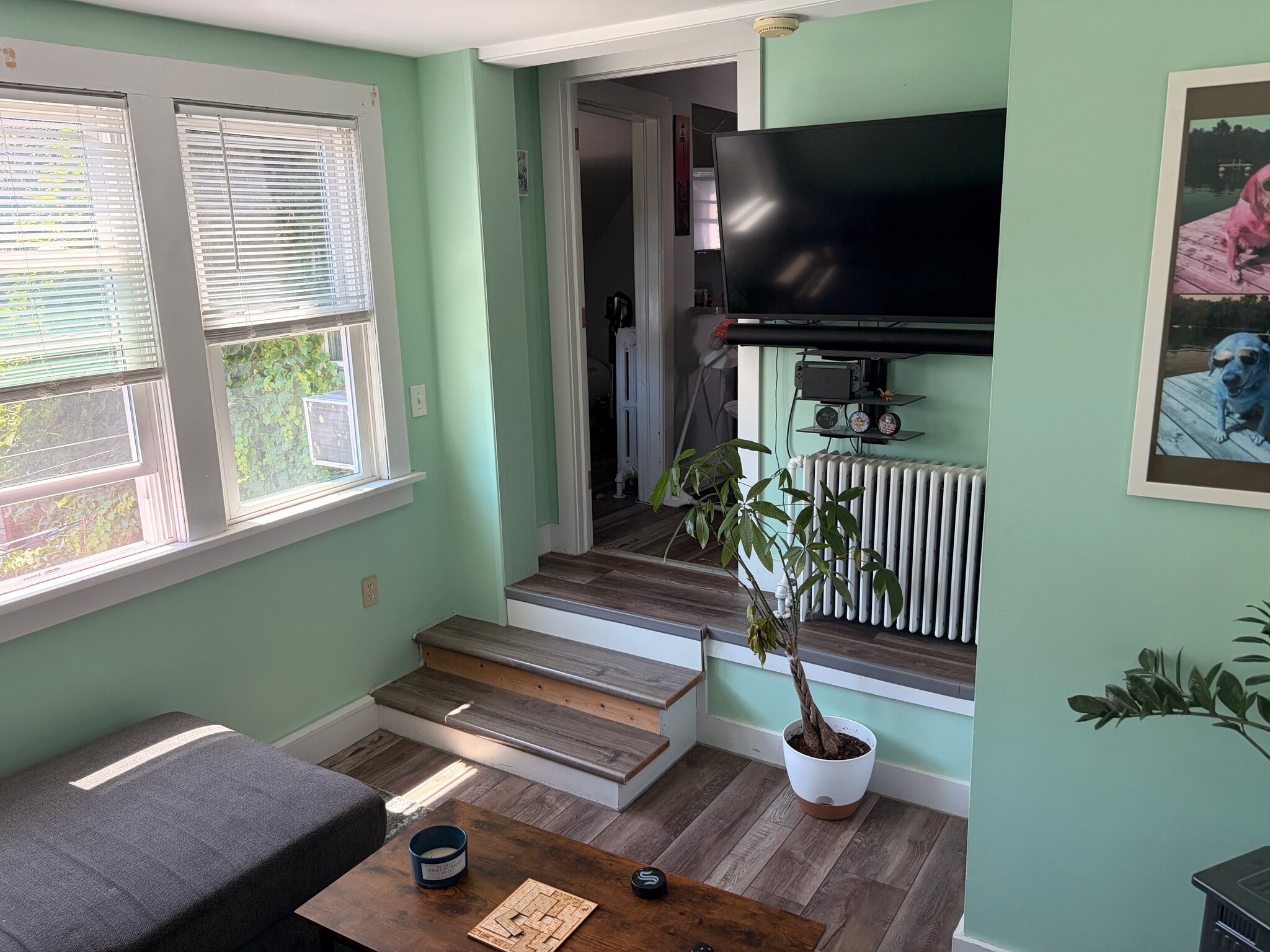 Living Room - 2762 N Oakland Ave