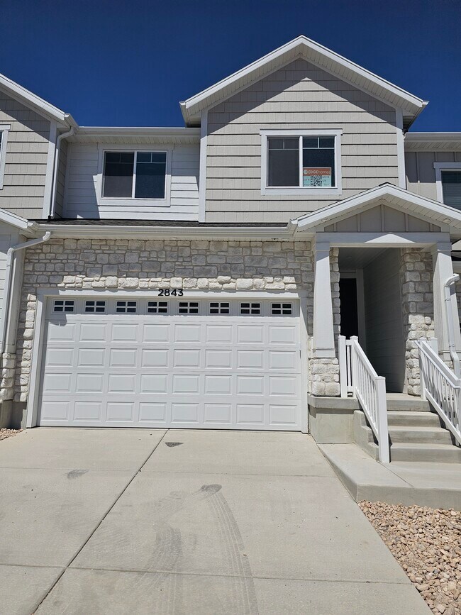 Primary Photo - 2843 Blue Dawn Ln