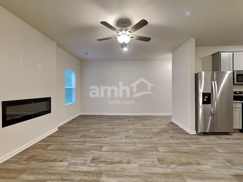 Building Photo - 3120 Emberly Dr