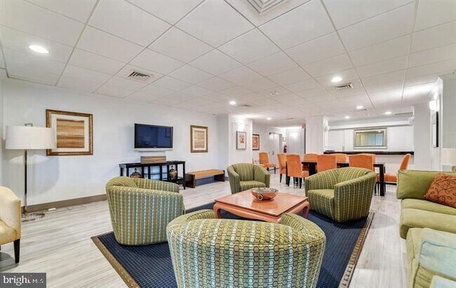 Building Photo - 4242 East-West Hwy