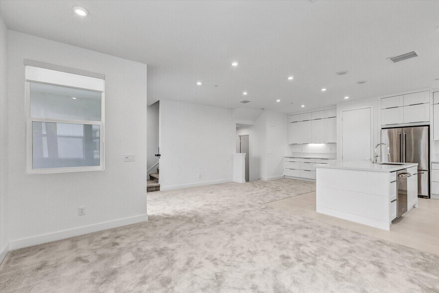 Building Photo - 2618 Everly Dr