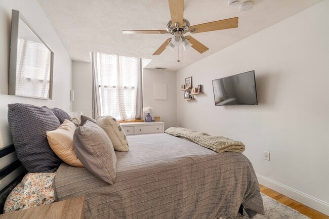 Building Photo - 188 North St