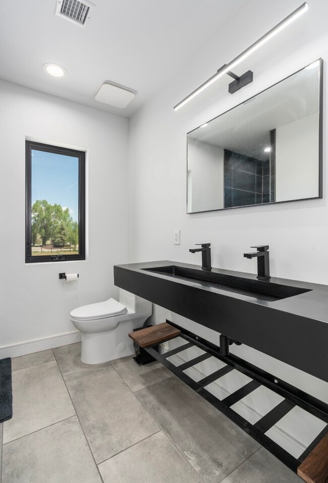 Building Photo - 1205 Trails Creek Ave