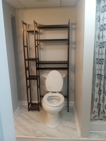 Building Photo - 3435 Velvet Creek Dr SW