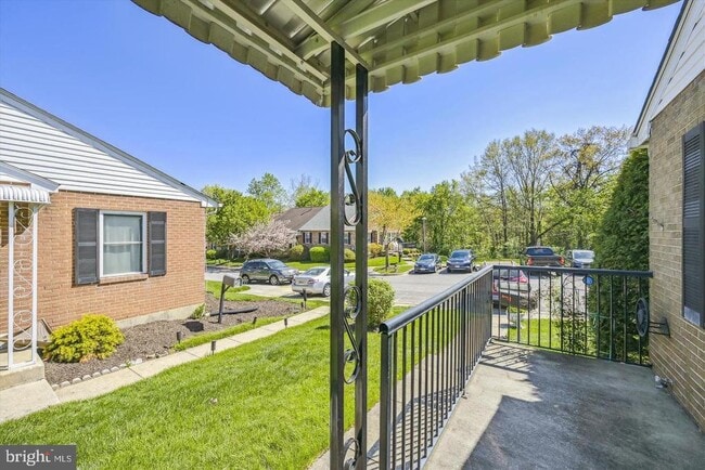 Building Photo - 14914 Laurel Oaks Ln