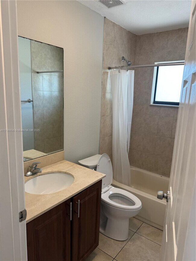 Building Photo - 26735 SW 139th Ave