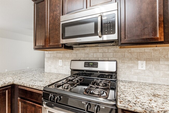 Building Photo - 3014 Josephine Falls Ct