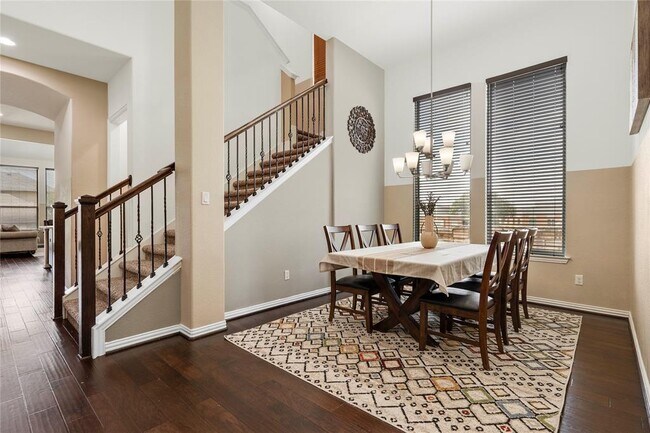 Building Photo - 400 Garner Park Dr