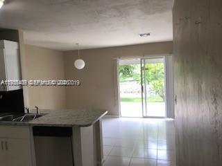 Building Photo - 6802 SW 18th Ct