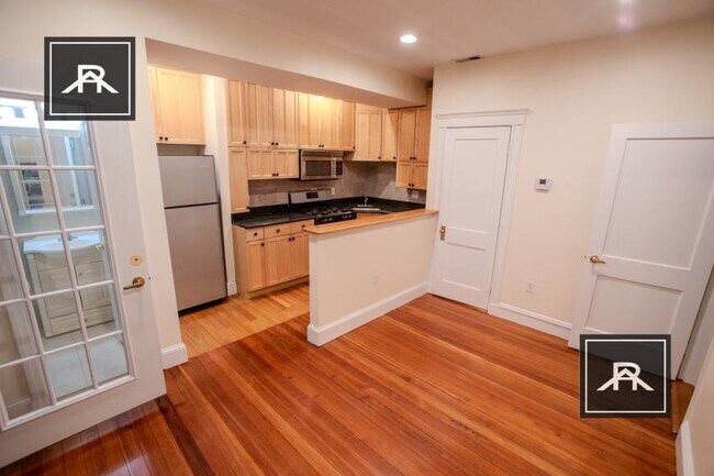 Building Photo - 2 bedroom in Brookline MA 02446
