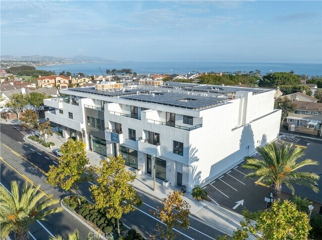 Building Photo - 24722 Del Prado Ave