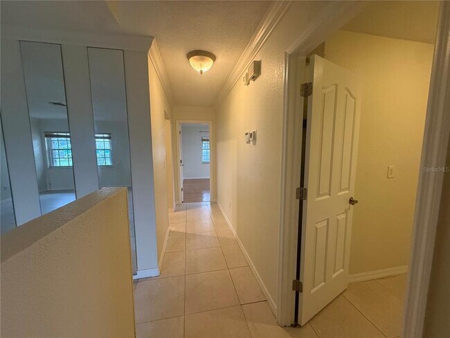 Building Photo - 440 W Tarpon Blvd NW