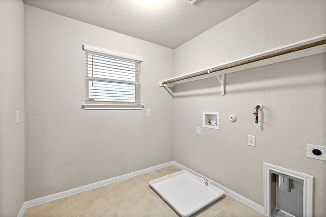 Building Photo - 1156 Autumn Heather Dr
