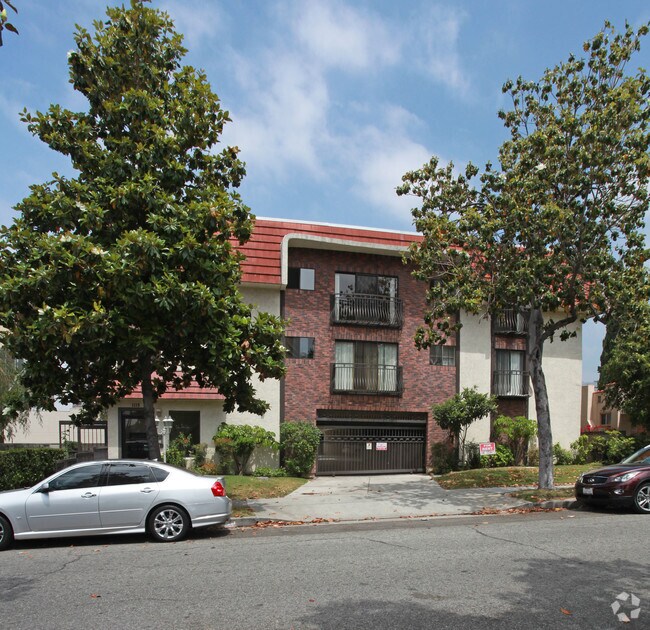 Building Photo - 1115 Raymond Ave