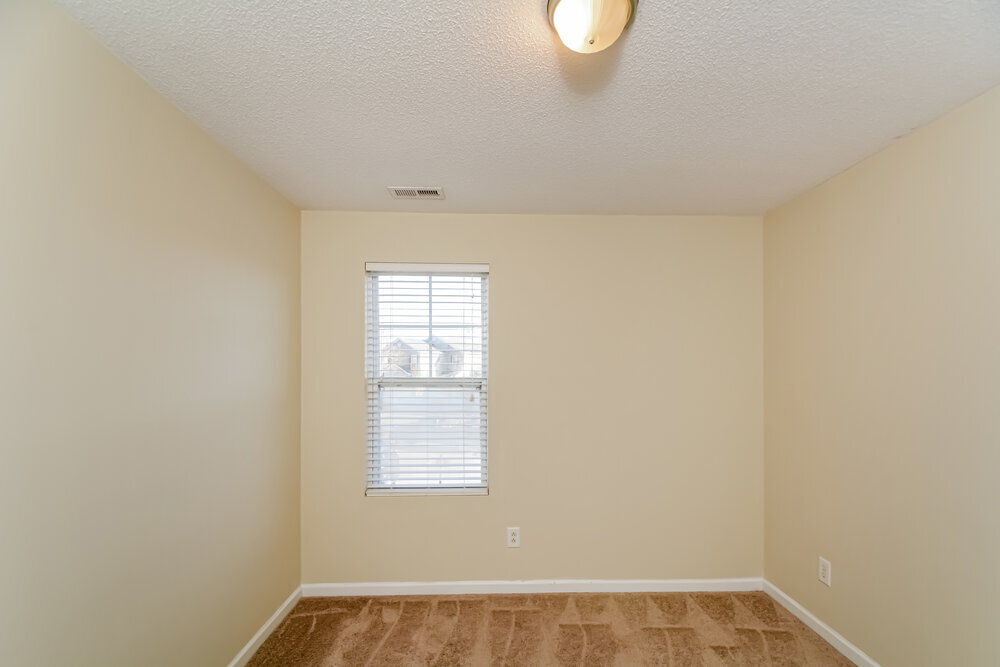 Building Photo - 57 Valleyfield Dr