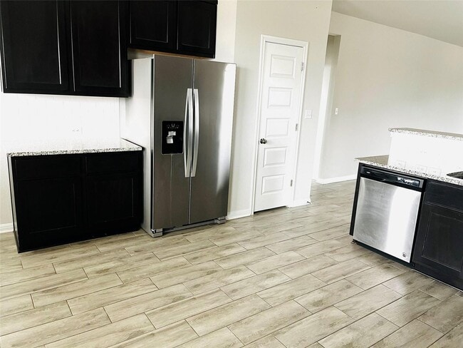 Building Photo - CORNER HOME LOCATED IN LEANDER TX