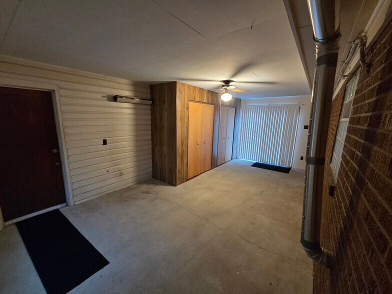 Building Photo - 2515 Martha St