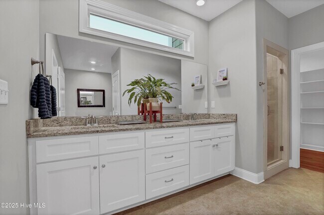 Building Photo - 469 Scrub Oaks Dr