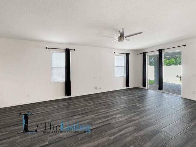 Building Photo - 14359 Shocklach Dr