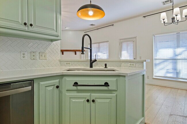 Building Photo - 2708 NW 170th Terrace