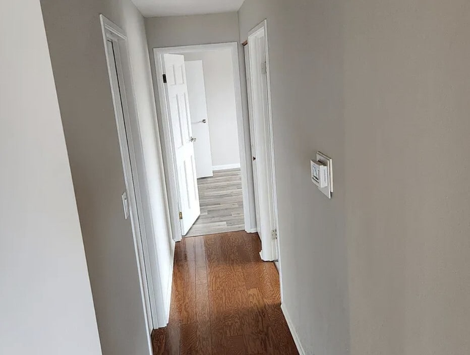 Hallway leading to bedrooms - 434 Clinton Pl