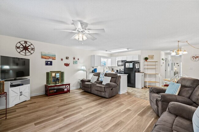 Building Photo - 1890E Auburn Ln