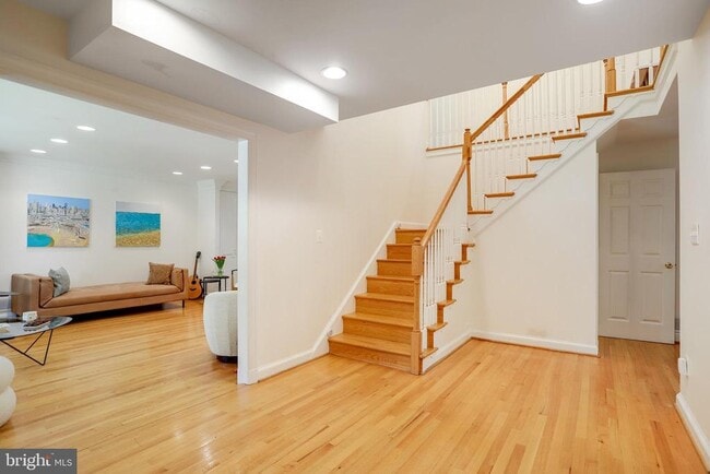 Building Photo - 6604 Kenhill Rd