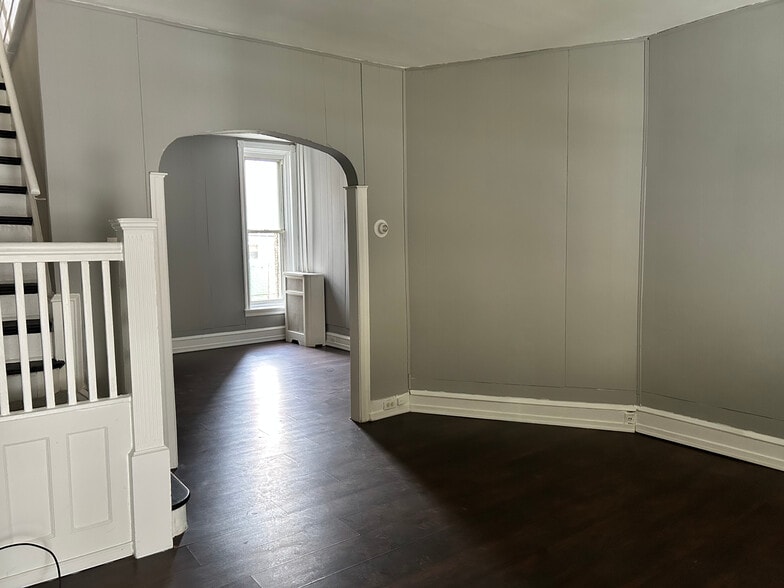 Building Photo - 2029 S Frazier St