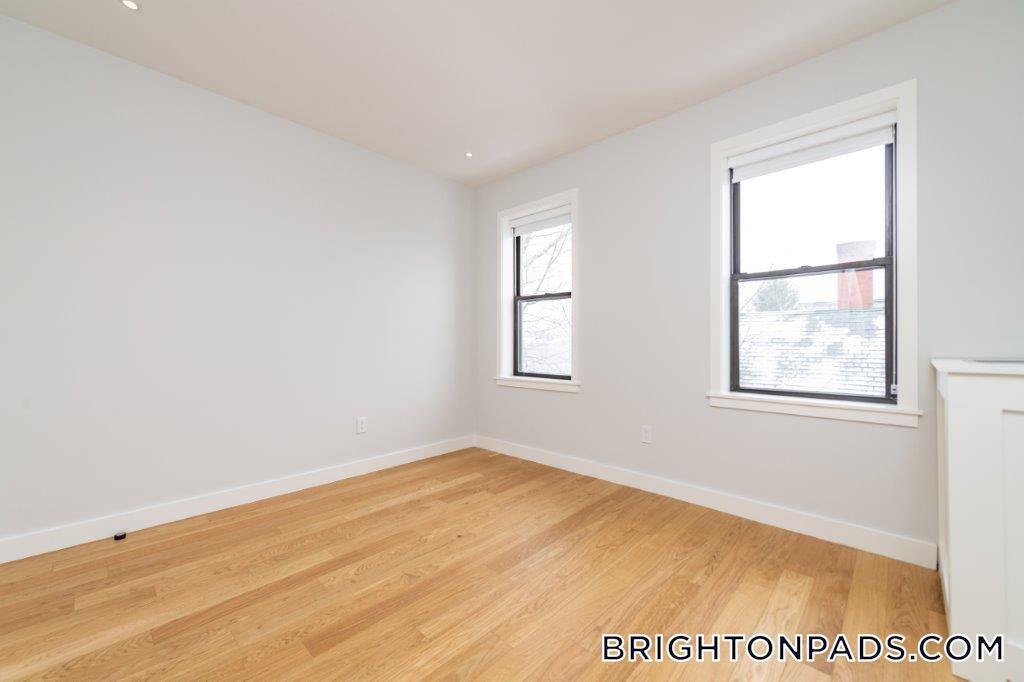 Building Photo - 12 Elko St