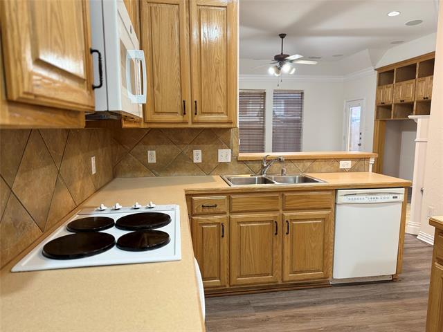 Building Photo - 825 Soapberry Dr