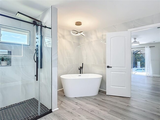 Building Photo - 620 N Barfield Dr