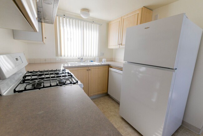 Building Photo - Sunny 2BR/2BA Coastal Retreat — Steps from the Sand with Ocean Breezes