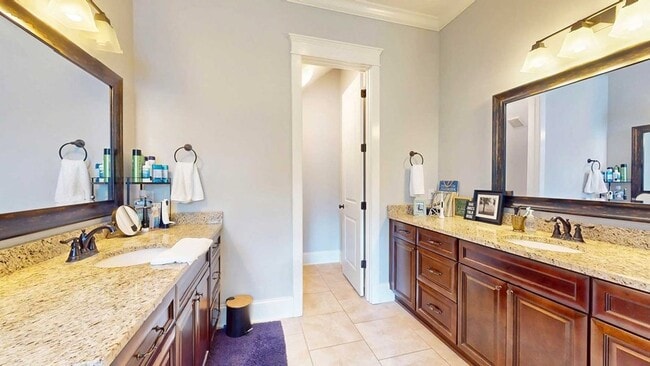 Building Photo - 321 Madison Grove Blvd