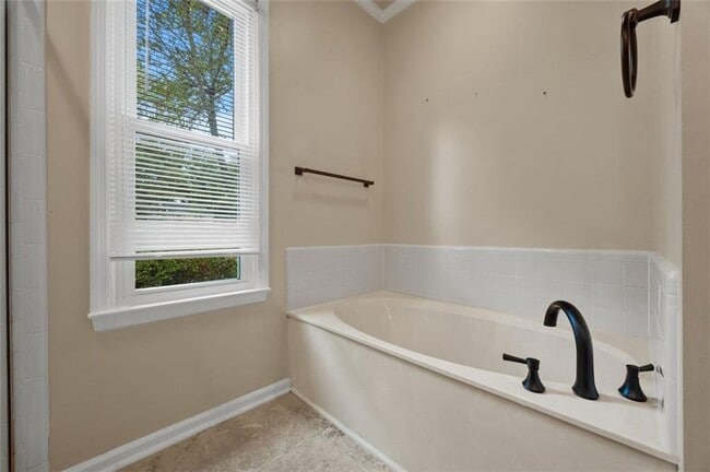 Building Photo - 7536 Stonebridge Bay Ct