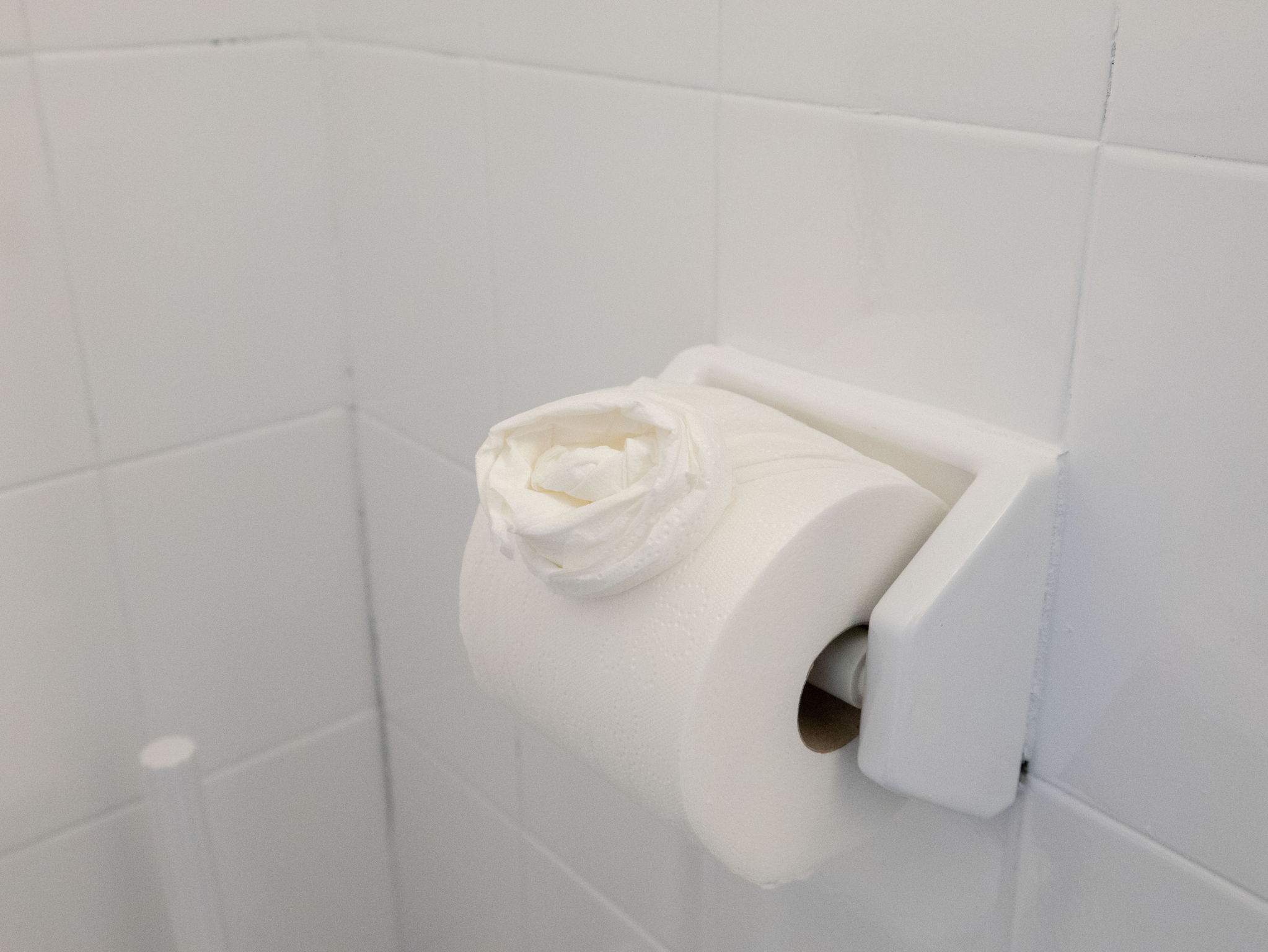 Building Photo - 168 School St