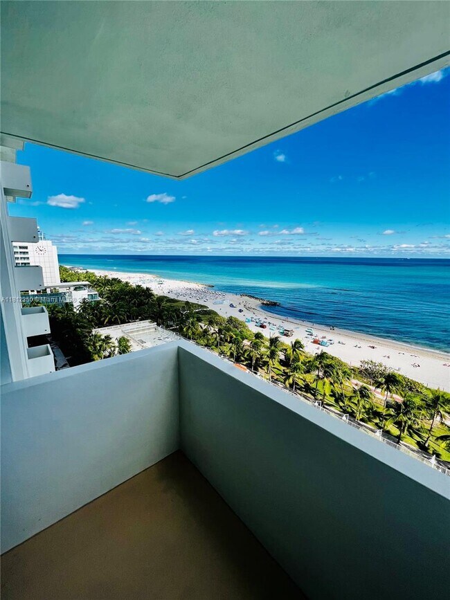 Primary Photo - 2899 Collins Ave