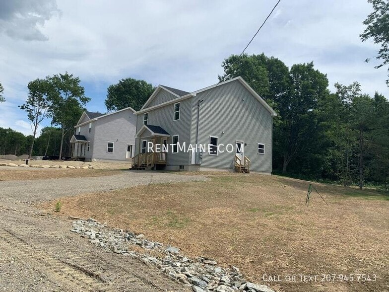 Building Photo - 17 Twin Oak Dr