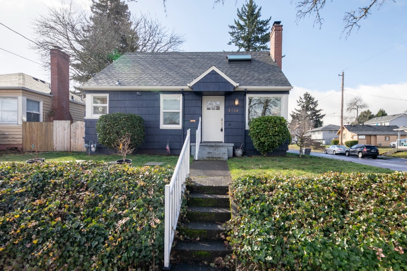 Primary Photo - 5130 N Yale St