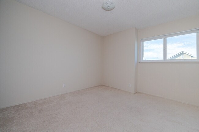 Building Photo - 1034 Shoal Dr