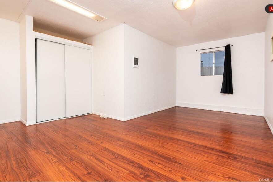 Building Photo - 1568 Primera St