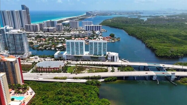 Building Photo - 400 Sunny Isles Blvd