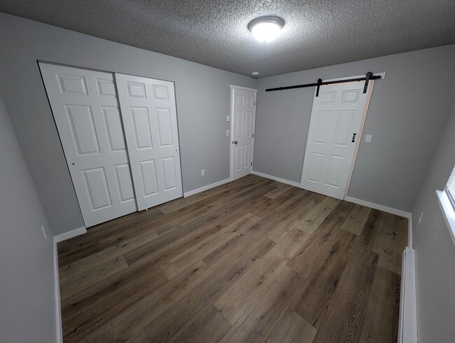 Building Photo - Newly Remodeled 3 Bedroom Home in Port Orc...