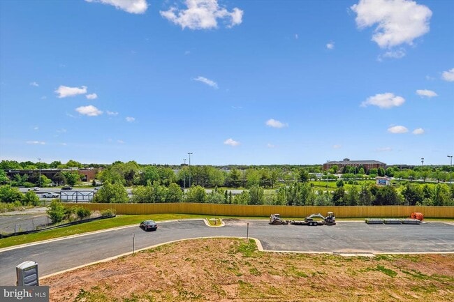 Building Photo - 4328 Ellipse Ter