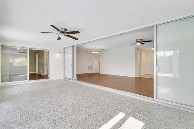 Building Photo - 1284 SW 9th St